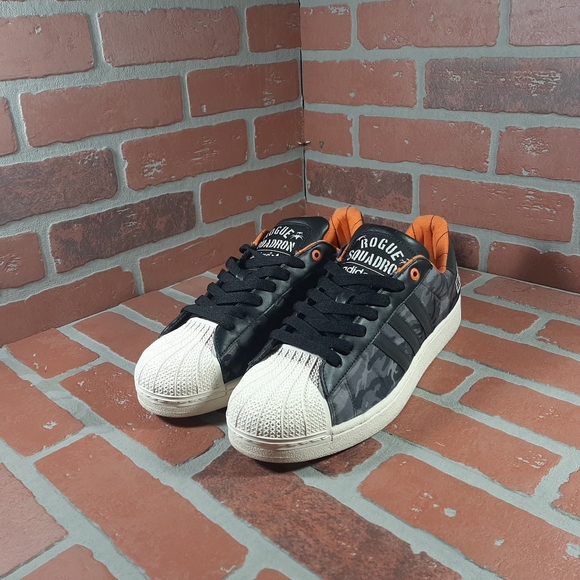 STAR WARS x ADIDAS SUPERSTAR - Picture 4 of 9